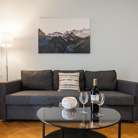 Syntagma Square Apartments By Livin Urbban Атина Екстериор снимка